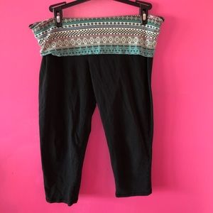 Mossimo Capri Yoga Pants